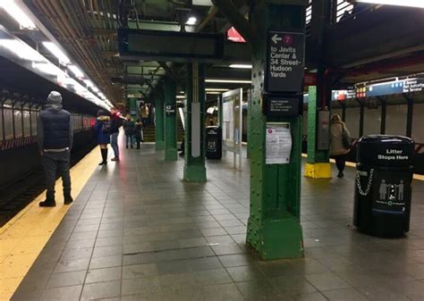 Times Square subway station stabbing leaves man hospitalized, suspect ...