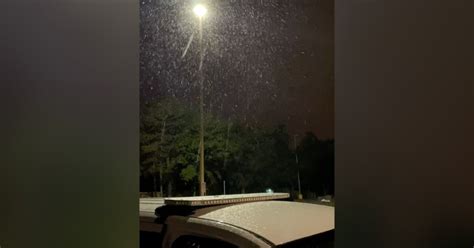 WATCH: Snow flurries in Florida panhandle