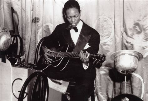 Get to Know The 3 Most Important Jazz Guitarists of All Time