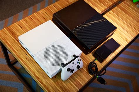 Xbox One S vs. original Xbox One: Side-by-side - Page 4 - CNET