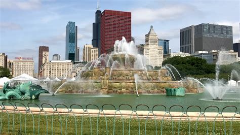 The Clarence F. Buckingham Memorial Fountain in Grant Park, Chicago