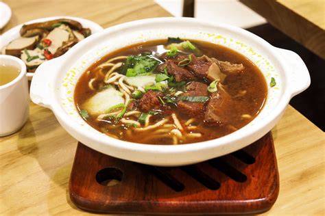 Halal Chinese Beef Noodles 清真中國牛肉麵食館 – Halal Taiwanese Beef Noodles In Taipei, With Michelin Bib ...