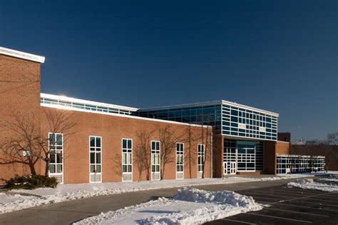 Cumberland High School Wellness Center - The Robinson Green Beretta Corporation