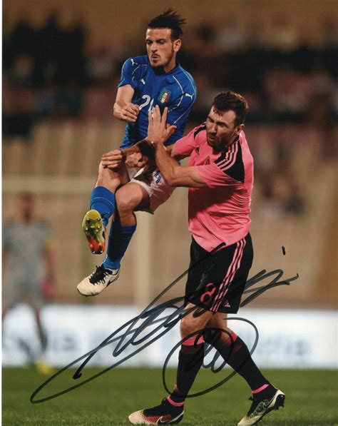 Alessandro Florenzi – Signed Photo – Soccer (Italy national football team) - SignedForCharity