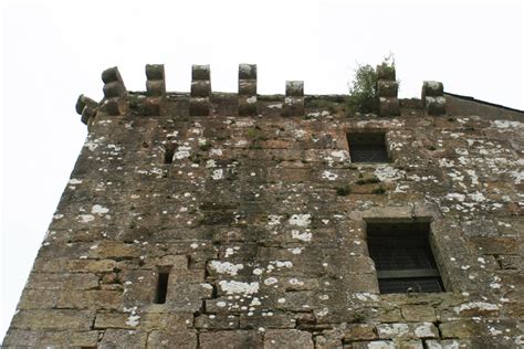 Mearns Castle | Castle in Mearns, Renfrewshire | | Stravaiging around Scotland