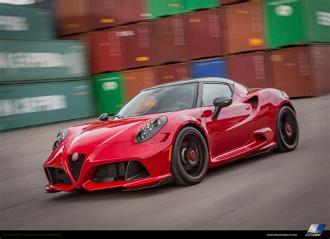 Tuning: Alfa Romeo 4C por Zender, acentuando su carácter deportivo - Motor.es