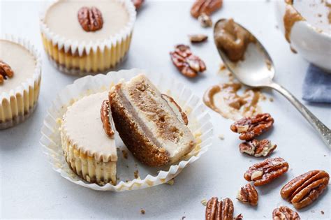 Pecan Praline Mini Cheesecakes | Love and Olive Oil