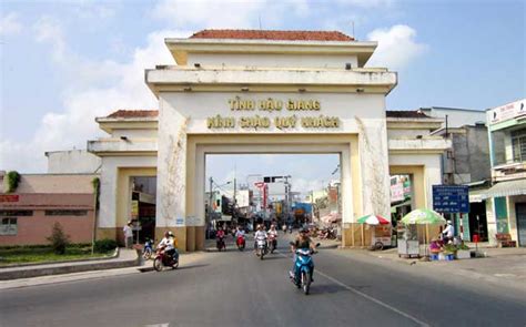 Three-way-gate-Top-10-Tourist-Attractions-in-Hau-Giang - Scooter Saigon Tours