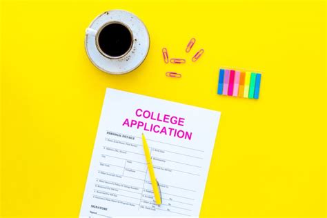 4 Tips To Make College Application Less Stressful - CollegeBasics