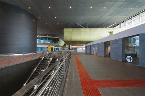 Roma Tiburtina Railway Station - Porcelain tiles and Kerlite for Floors and Walls