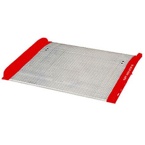 Aluminum Dock Board SD (60W x 72L) - HandiRamp