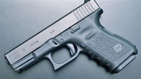 Glock 19 Review: The Best All Around 9mm Today? - 19FortyFive