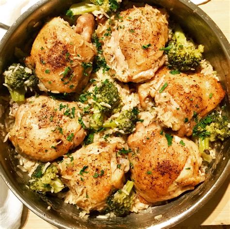 Chicken Thighs with Creamy Mushroom and Broccoli Rice | RecipeLion.com