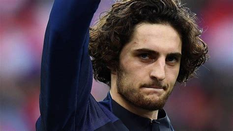 Équipe de France. Adrien Rabiot a « fait une énorme erreur » selon Didier Deschamps