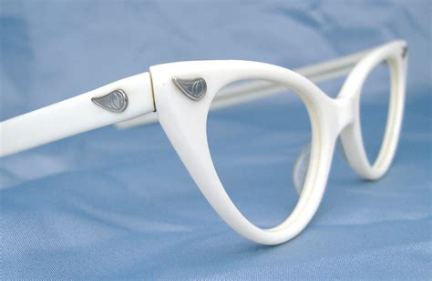 Vintage Women's White Cat Eye Eyeglasses Eyewear Frame