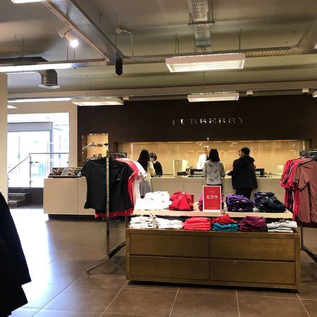 Burberry Factory Shop (London) - 2020 All You Need to Know BEFORE You Go (with Photos) - Tripadvisor