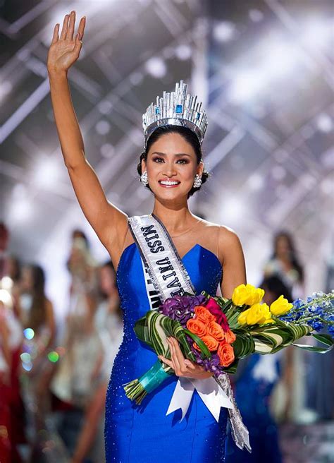 Miss Philippines wins Miss Universe 2015 after shocking ending - Rediff.com Get Ahead