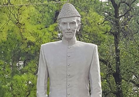 17-feet high statue of Quaid-e-Azam installed in Kakul