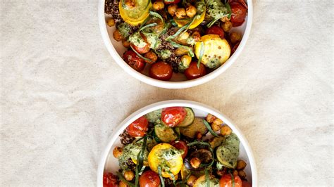 15 Easy Summer Squash Recipes to Make ASAP | StyleCaster