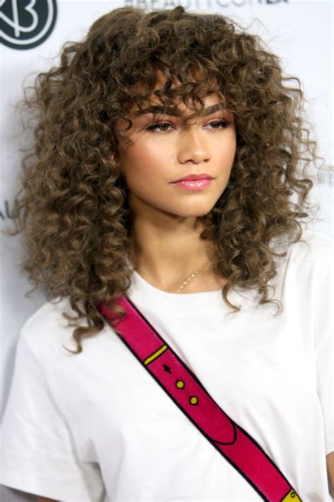 28 Glamorous Ways to Show Off Your Curls | Curly hair styles, Curly ...