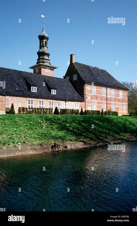 Schloss husum hi-res stock photography and images - Alamy