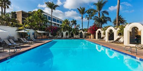 Bahia Resort Hotel (San Diego, CA): What to Know BEFORE You Bring Your ...