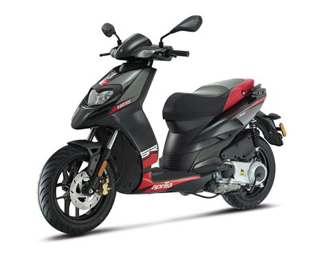 APRILIA SR Motard 50 (2014-2015) Specs, Performance & Photos ...