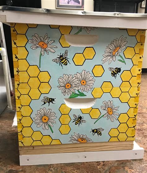Painted Bee Box, Painted Bee Hive, Painted Box, Bees, Daisy, Honey ...