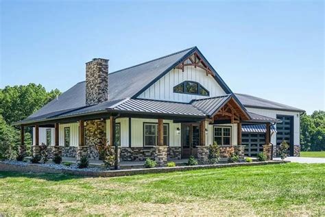 Barndominium - What Is It and How Much Does It Cost? - 10 Best Barndominium Homes | Farmhouse ...