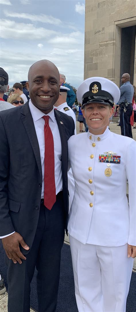 Mayor Quinton Lucas on Twitter: "It turned into a beautiful #MemorialDay2019 in #KCMO. Thank you ...