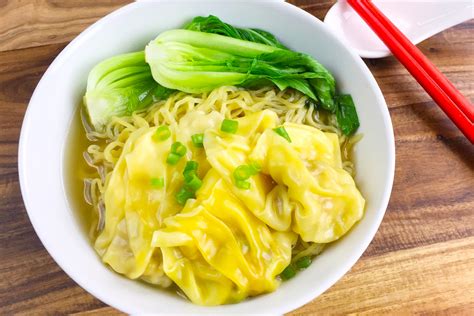 Cantonese Wonton Noodle Soup | Asian Inspirations