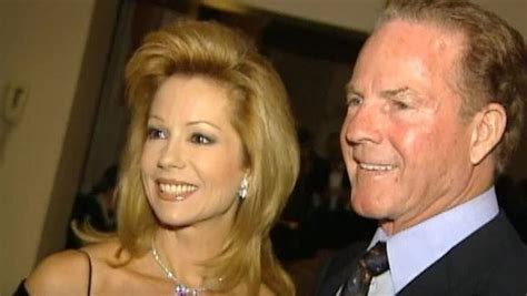 Frank Gifford - Trivia, Family, Bio | Famous Birthdays