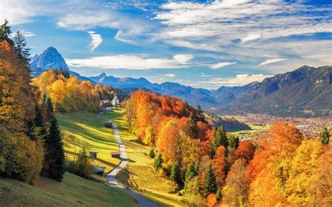 Beautiful Fall Leaves Around the World | Fall vacations, Neuschwanstein ...