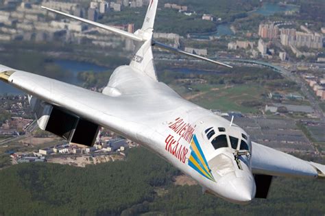 Russia's New PAK-DA Stealth Bomber Might Have a Fatal Flaw | The National Interest