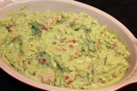 Guacamole Dip | A Zesty Bite