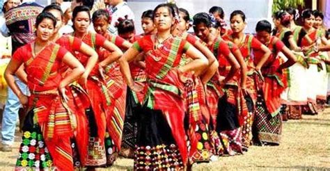 assam festivals | Fairs and festivals, Festival, Traditional outfits