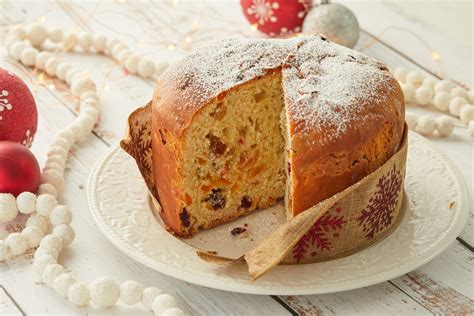 Panettone Recipe (Italian Christmas Bread) | Bigger Bolder Baking