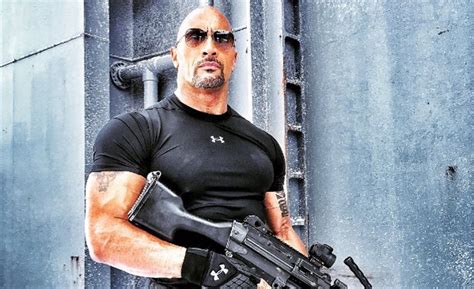 Dwayne Johnson, imponente en la nueva imagen de Fast and Furious 8