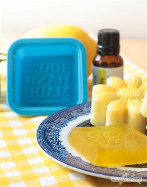 Learn how to make delicious-smelling lemon soap bars using just three ingredient... - DIY Bath ...