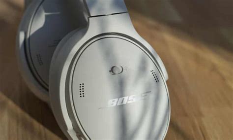 Bose QC45 review: commuter favourite noise-cancelling headphones ...