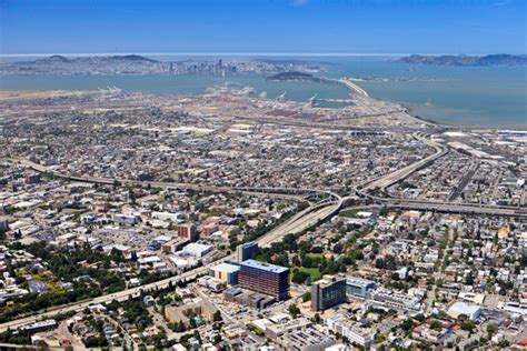 Kaiser Permanente Tops Out New Oakland Medical Center | Medical ...