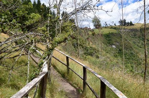 How to hike around Laguna de Cuicocha in Ecuador | Dinks in Transit