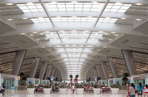 Beijing South Station - interior - modlar.com