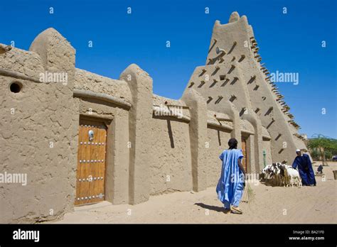 Sankore Mosque in Timbuktu Mali Stock Photo - Alamy