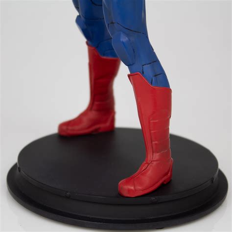 Superman Statue Icon Heroes DC Comics