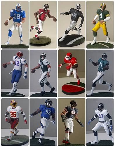 Gracelyn NFL Mini-Figure Series 1 Set - Gracelyn - Sports: Football ...