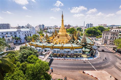 ក្ដៅៗ! ពលរដ្ឋភូមាស្នើសុំអ៊ីនធើណេតរបស់ Elon Musk ខណៈដែលលោកធ្លាប់ផ្ដល់ឱ្យអ៊ុយក្រែននិងអ៊ីរ៉ង់