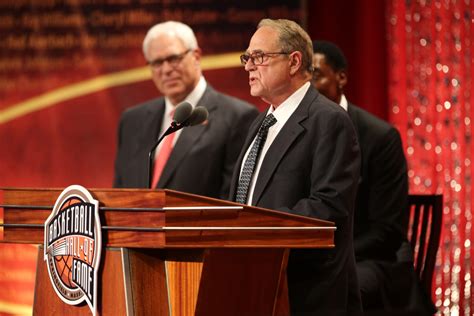 Chicago Bulls: Owner Jerry Reinsdorf getting heat from fans, should he ...