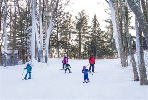 10 Family Ski Resorts in or near Connecticut | MommyPoppins - Things to ...