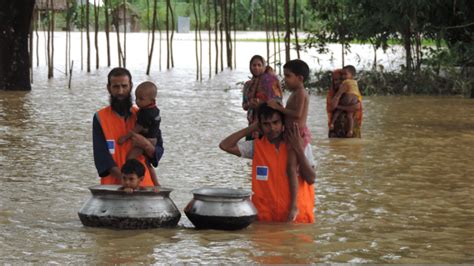 BANGLADESH Flooding at emaze Presentation